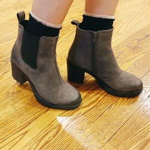 Vagabond Grace Boots in Grey